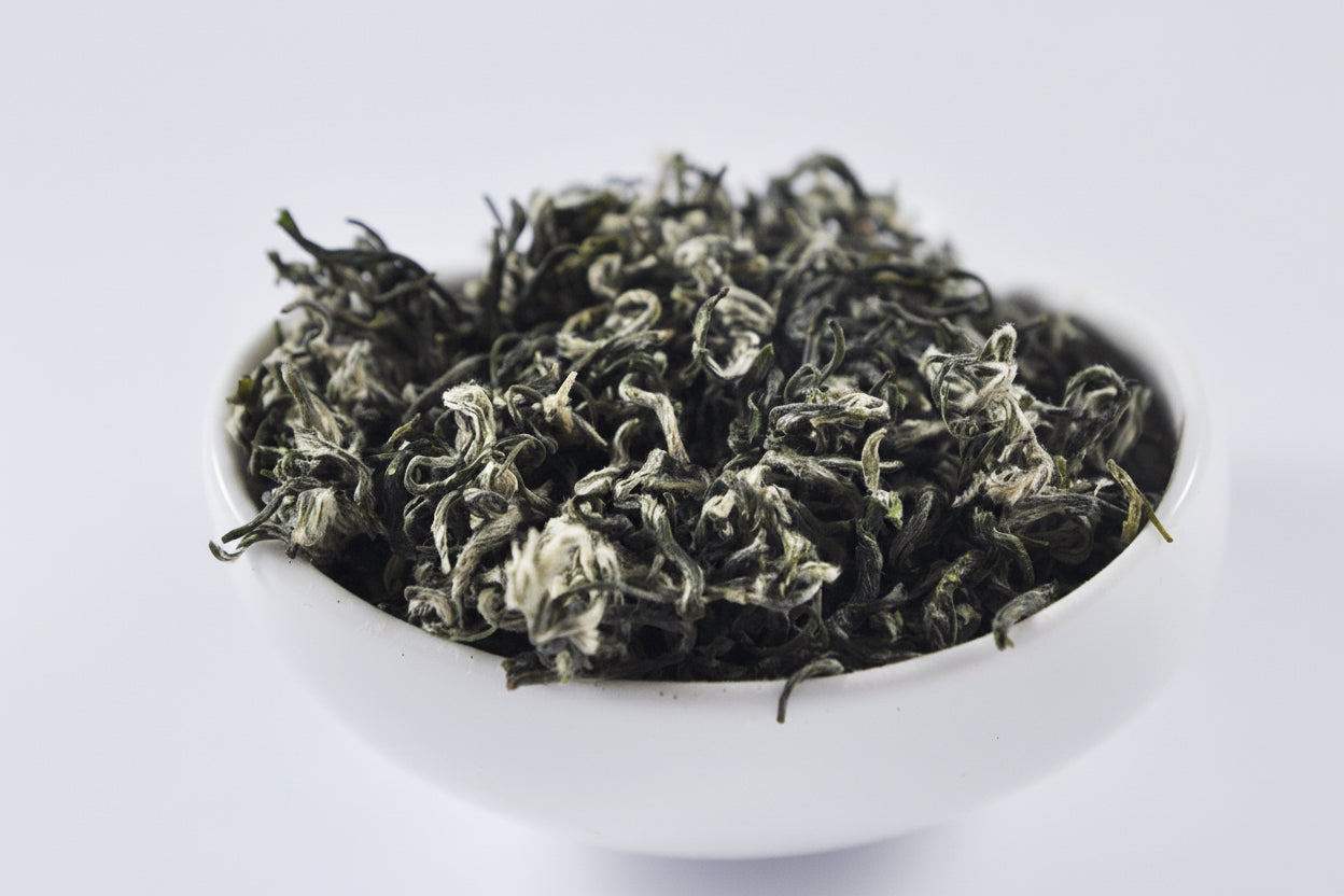 зелений чай Білочунь (Бі Ло Чунь), Смарагдові спіралі весни; зеленый чай Билочунь, Изумрудные спирали весны