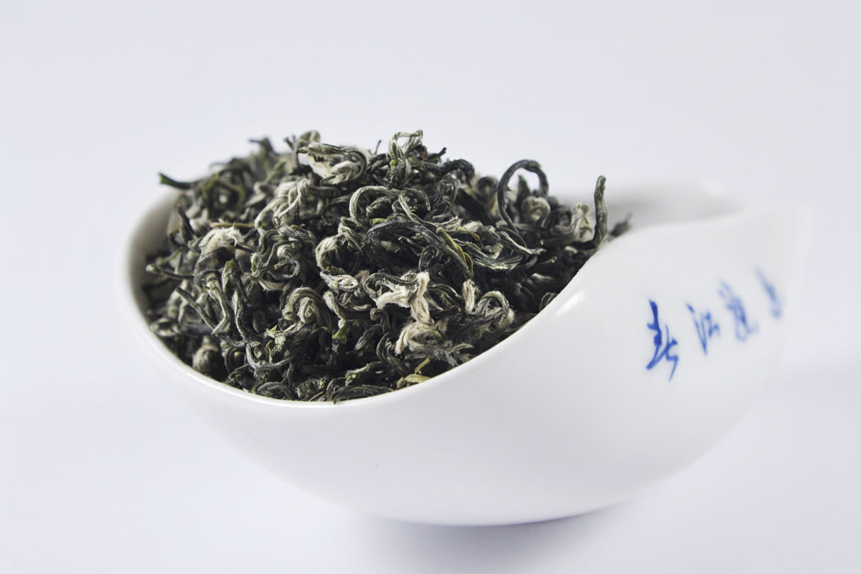 зелений чай Білочунь (Бі Ло Чунь), Смарагдові спіралі весни; зеленый чай Билочунь, Изумрудные спирали весны