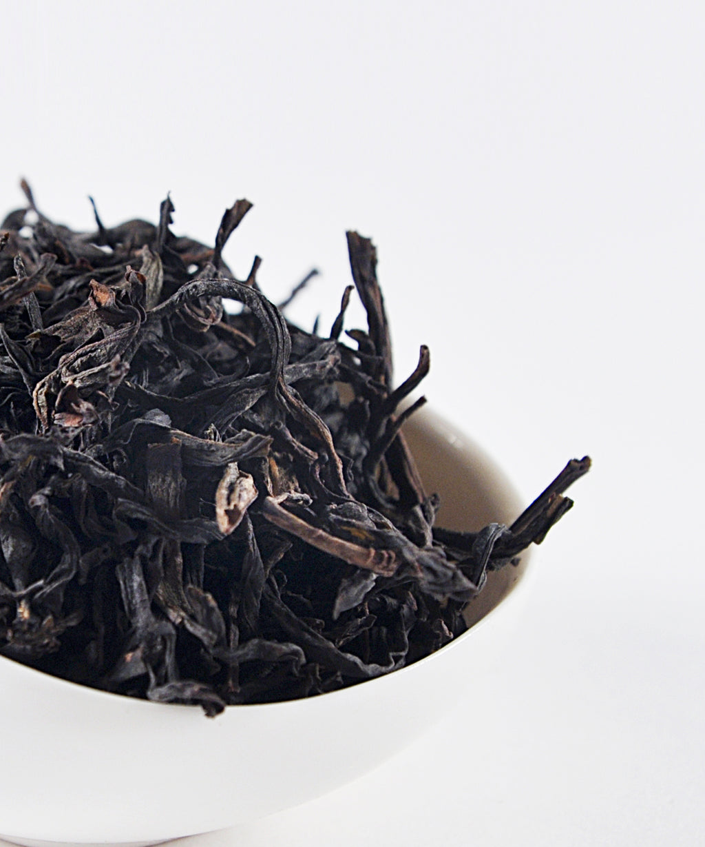 темний улун Фен Хуан Дань Цун, Одинокі кущі з гори Фенікса, гуандунський улун, чжаочжоу ча; темный улун Фэн Хуан Дань Цун, Одинокие кусты с горы Феникса, гуандунский улун